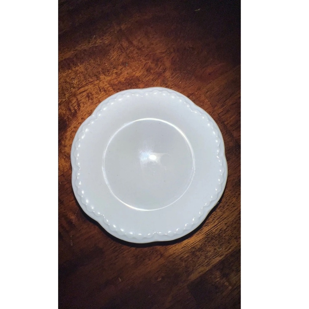 Johnson Bros England White Scalloped Rim Trinket Butter Dish‎ Small Plate